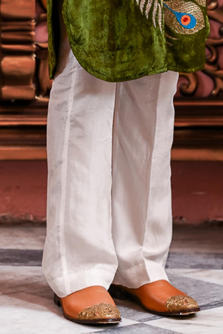 Olive Green Velvet Kurta Set by YAJY By Aditya Jain at Pernia's Pop Up Shop