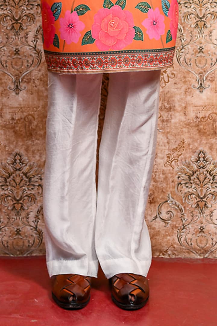 Ivory Muslin Printed Kurta Set by YAJY By Aditya Jain at Pernia's Pop Up Shop