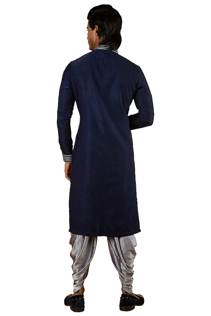 Navy Blue Silk Kurta by YAJY By Aditya Jain at Pernia's Pop Up Shop