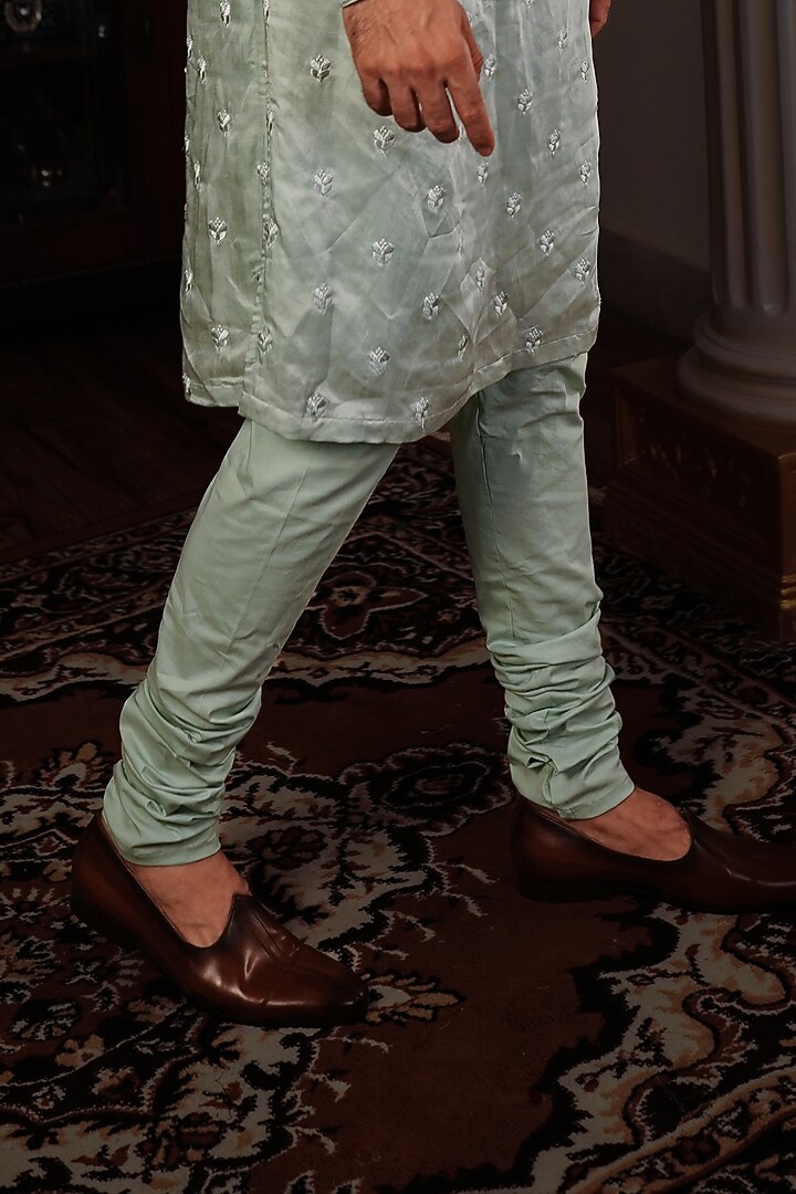 Aqua Green Silk Floral Motif Embroidered Kurta Set by YAJY By Aditya Jain at Pernia's Pop Up Shop