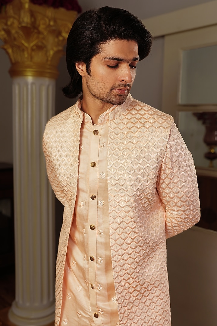 Peach Silk Thread Work Asymmetric Kurta Set by YAJY By Aditya Jain at Pernia's Pop Up Shop