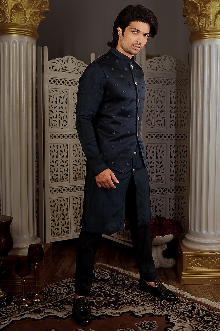 Midnight Blue Silk Embroidered Bundi Jacket Set by YAJY By Aditya Jain at Pernia's Pop Up Shop