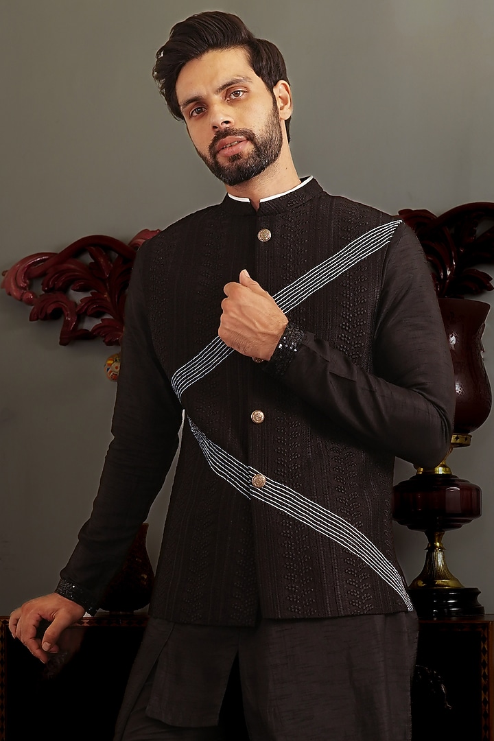 Black Silk Thread Work Bundi Jacket Set by YAJY By Aditya Jain at Pernia's Pop Up Shop