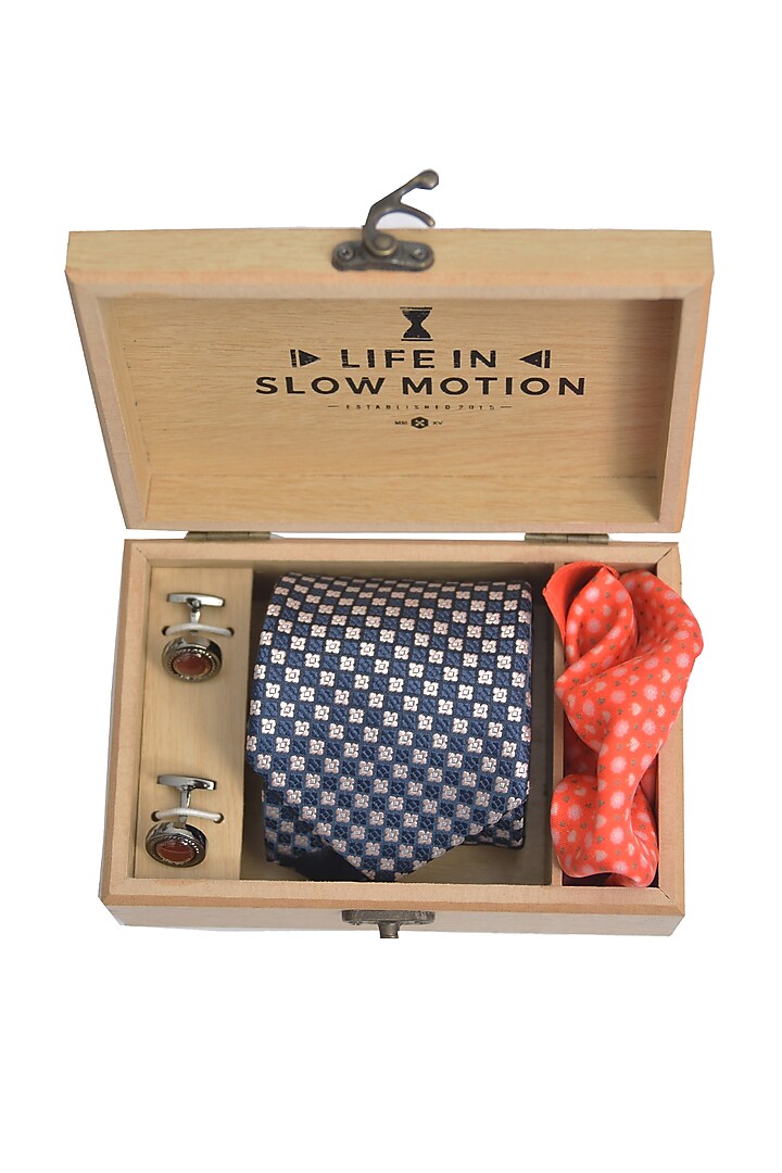 Blue Tie & Pocket Square Gift Set by Yashodhara Men