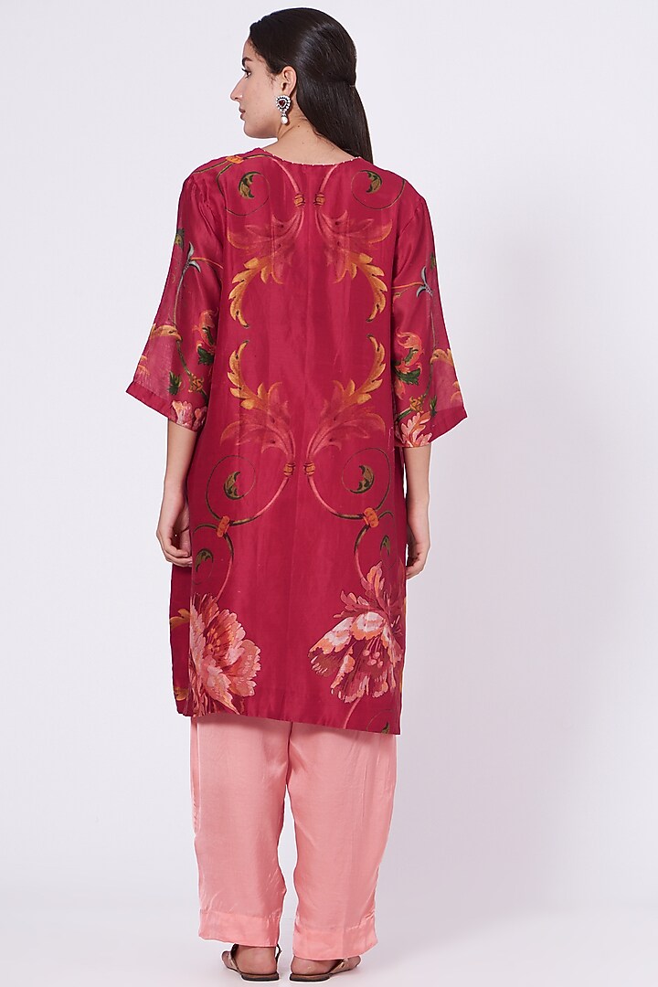 Maroon Floral Printed Kurta Set by Yam India at Pernia's Pop Up Shop