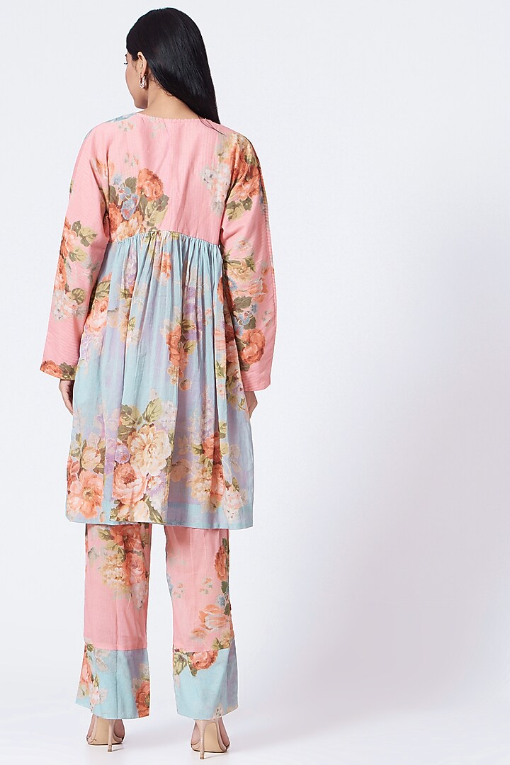 Blush Pink & Sky Blue Kurta Set With Scarf by Yam India at Pernia's Pop Up Shop