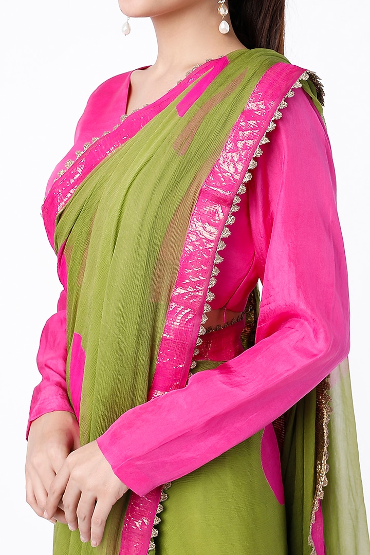 Mehendi Green Printed Party Wear Saree Set by Yam India at Pernia's Pop Up Shop