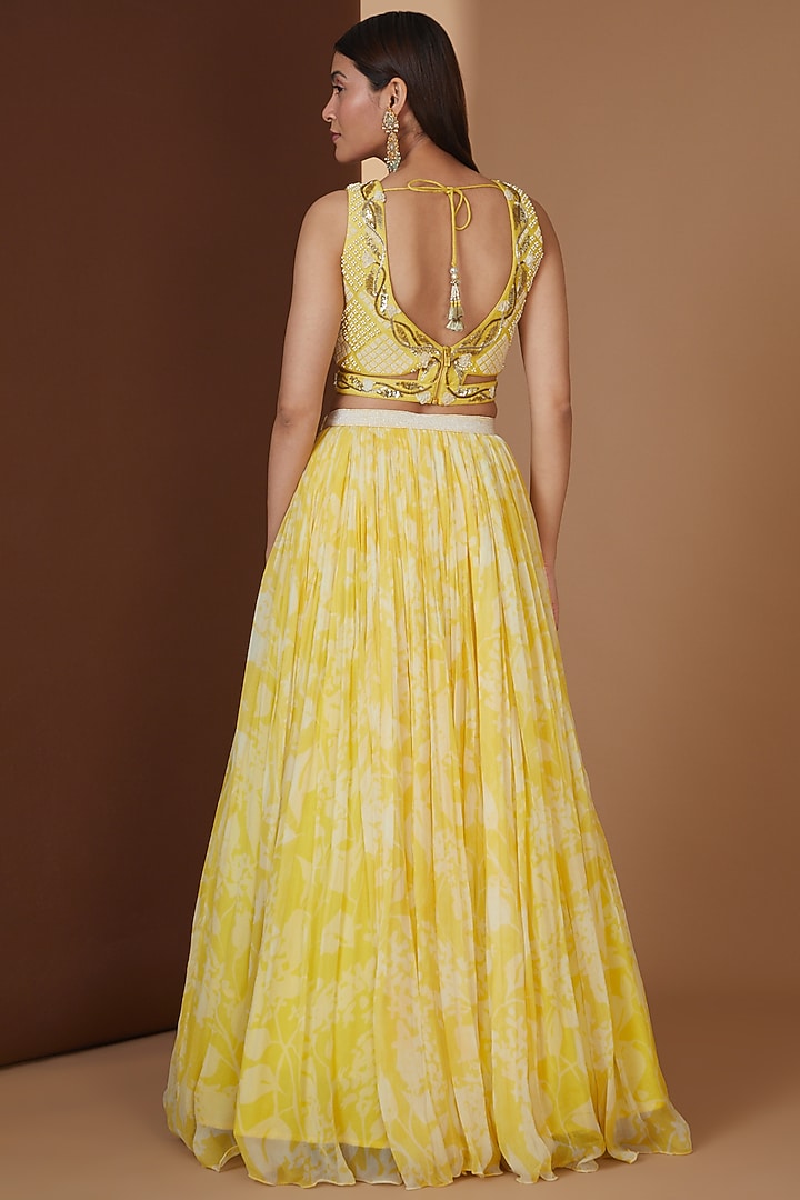 Yellow Chiffon Printed Pleated Wedding Lehenga Set by Yashodhara at Pernia's Pop Up Shop