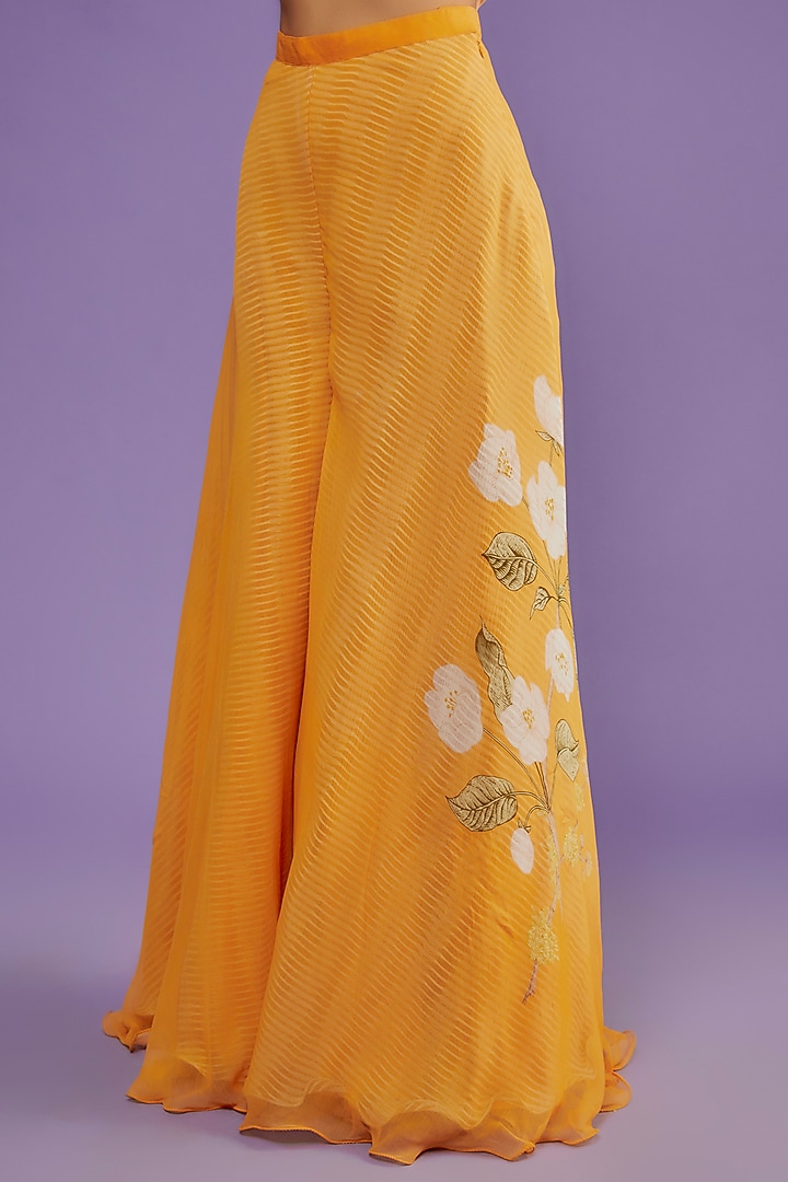 Orange Raw Silk & Chiffon Kurta Set by Yashodhara at Pernia's Pop Up Shop