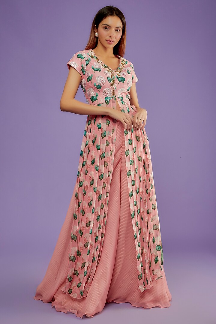 Blush Pink Raw Silk & Chiffon Kurta Set by Yashodhara at Pernia's Pop Up Shop
