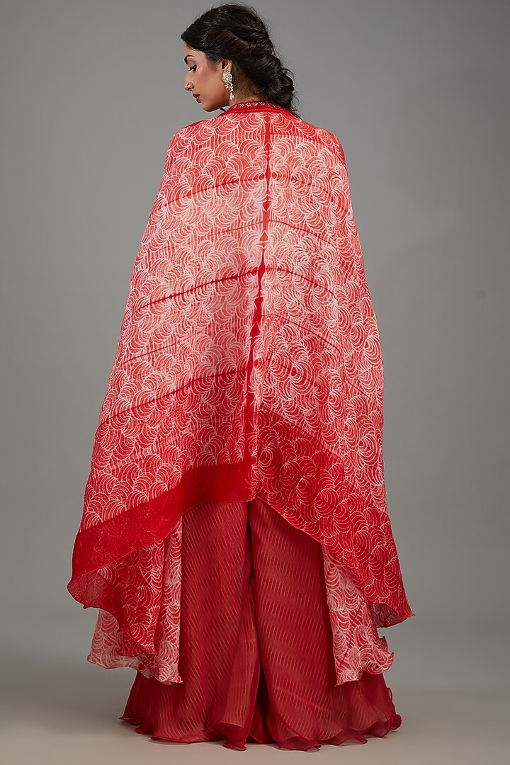 Red Organza Embroidered Shibori Cape Set by Yashodhara at Pernia's Pop Up Shop