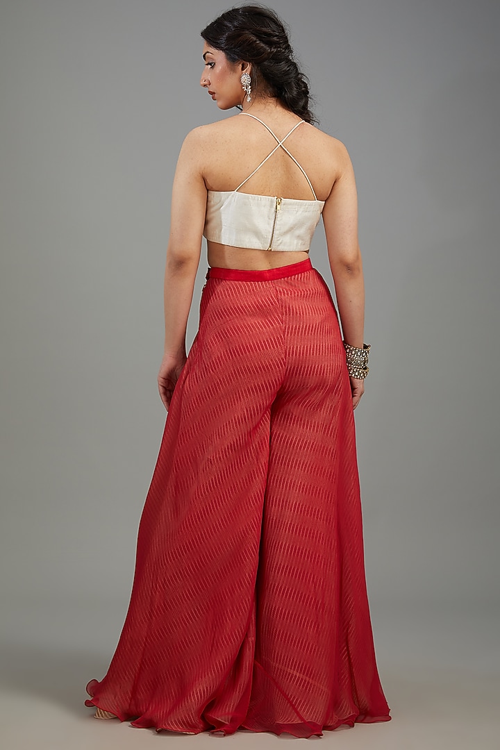 Red Organza Embroidered Shibori Cape Set by Yashodhara at Pernia's Pop Up Shop