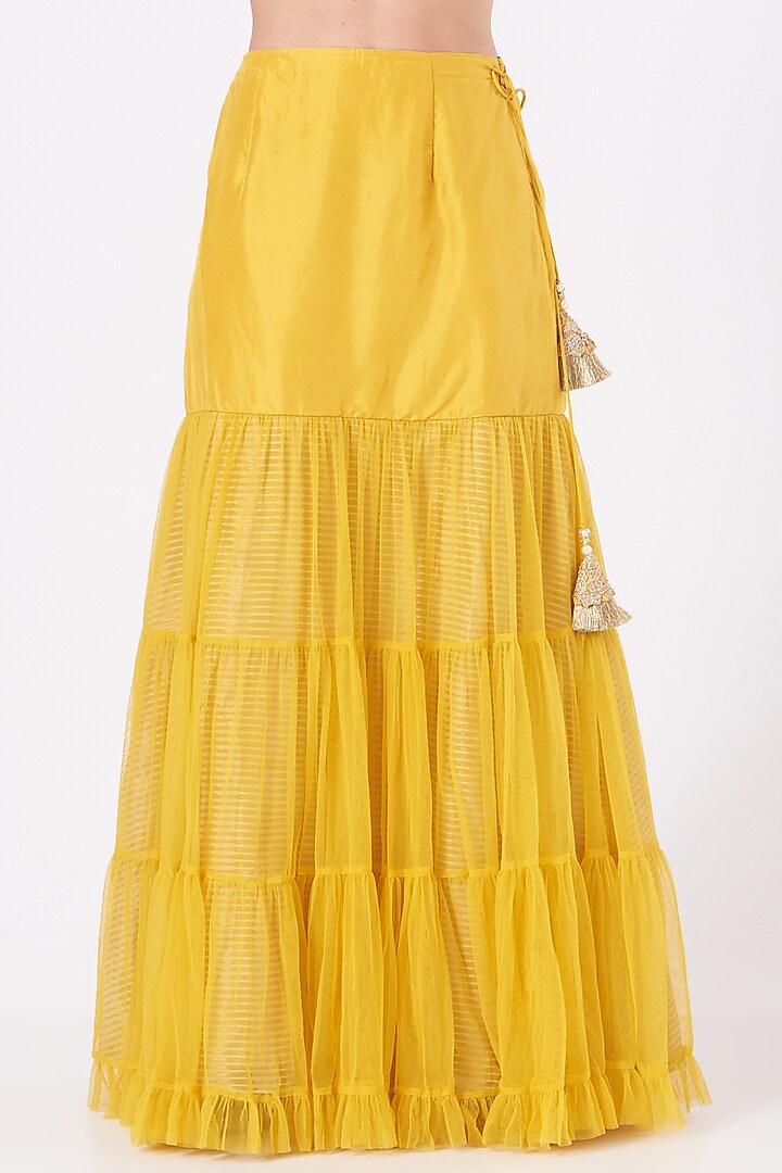 Yellow Raw Silk Embroidered Kurta Set by Yashodhara at Pernia's Pop Up Shop
