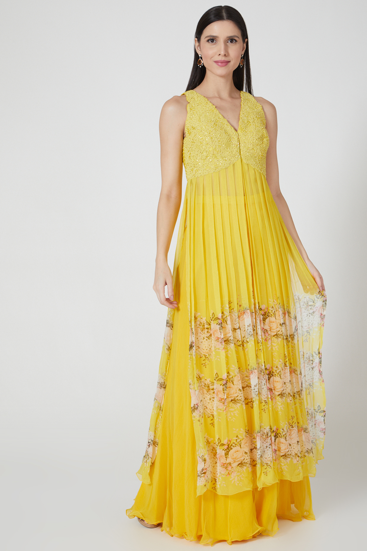 Yellow Printed Kurta Set by Yashodhara