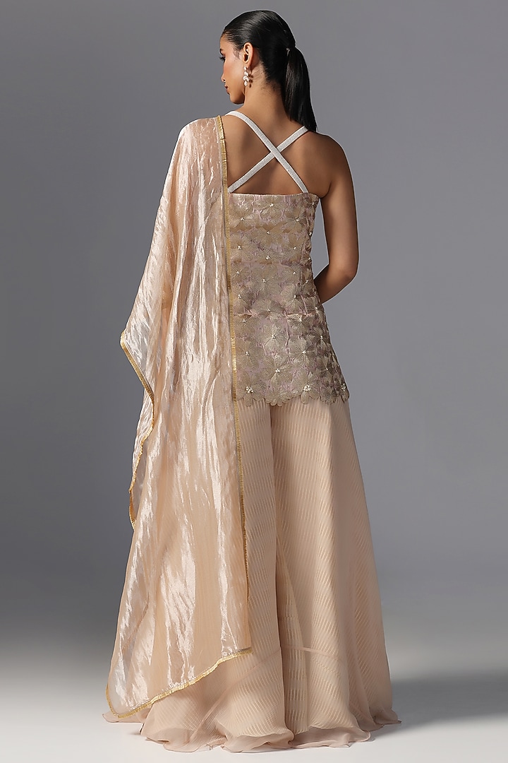 Dull Pink Raw Silk Embroidered Kurta Set by Yashodhara at Pernia's Pop Up Shop