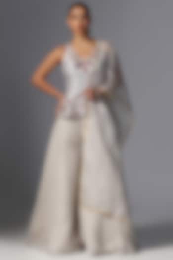 Grey Raw Silk Embroidered Kurta Set by Yashodhara at Pernia's Pop Up Shop