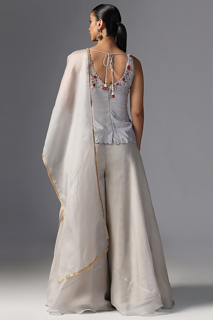 Grey Raw Silk Embroidered Kurta Set by Yashodhara at Pernia's Pop Up Shop