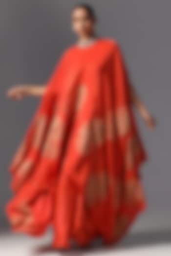 Coral Chamois Satin Embroidered Cape Set by Yashodhara at Pernia's Pop Up Shop