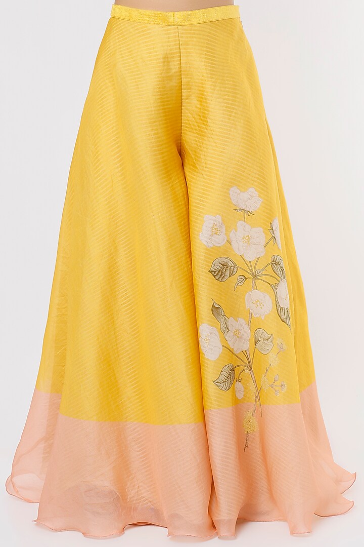 Yellow Digital Printed Cape Set by Yashodhara at Pernia's Pop Up Shop