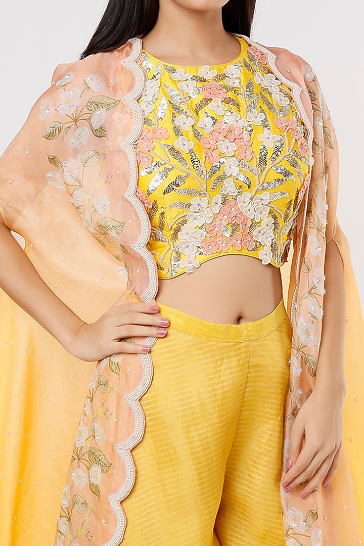 Yellow Digital Printed Cape Set by Yashodhara at Pernia's Pop Up Shop