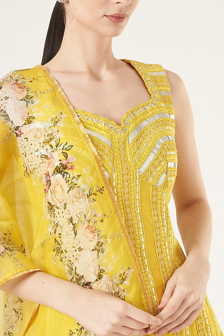 Mango Chiffon Gharara Set by Yashodhara at Pernia's Pop Up Shop