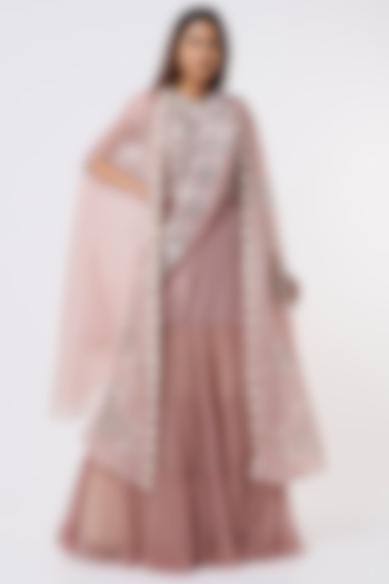 Antique Pink Embroidered Cape Set by Yashodhara