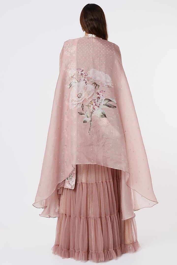 Antique Pink Embroidered Cape Set by Yashodhara at Pernia's Pop Up Shop