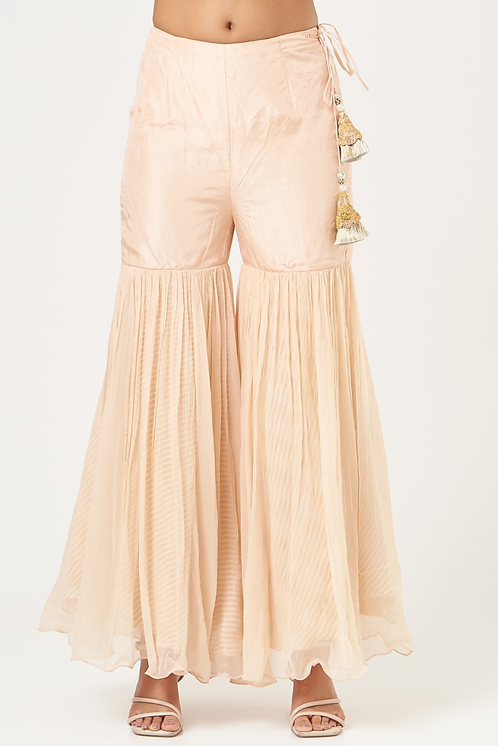 Peach Raw Silk Gharara Set by Yashodhara at Pernia's Pop Up Shop