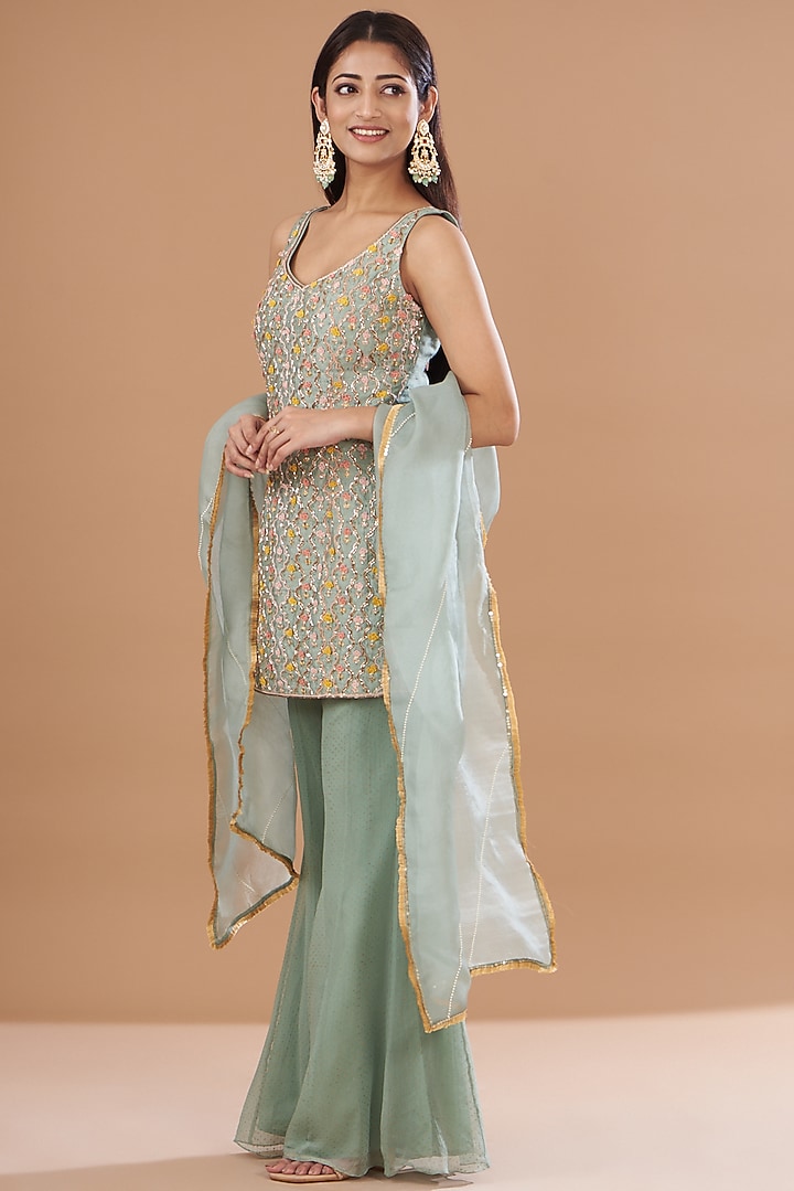 Teal Green Raw Silk Embroidered Kurta Set by Yashodhara at Pernia's Pop Up Shop