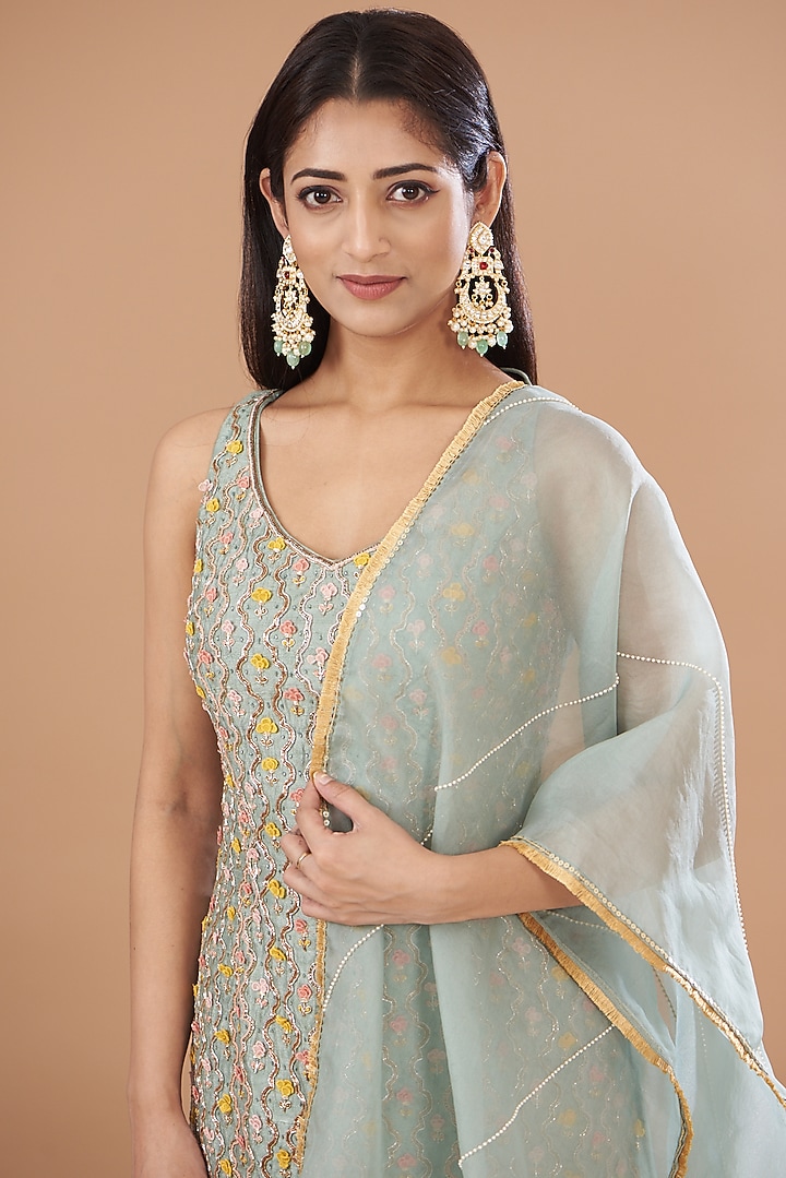 Teal Green Raw Silk Embroidered Kurta Set by Yashodhara at Pernia's Pop Up Shop