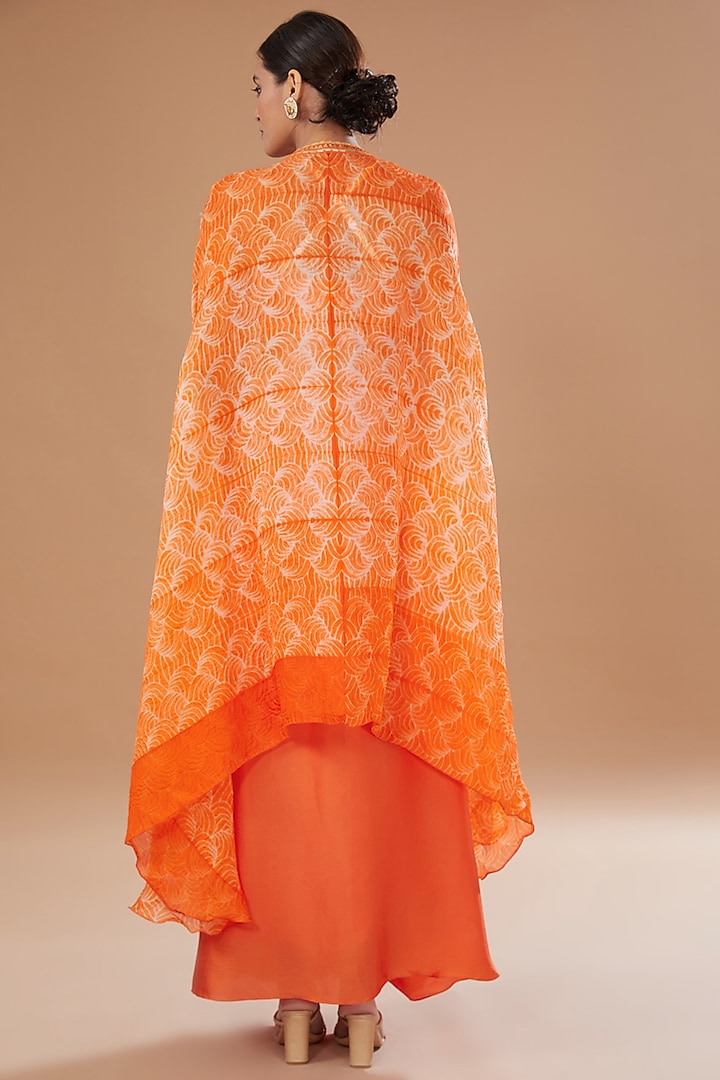 Orange Shibori Raw Silk & Organza Draped Skirt Set by Yashodhara at Pernia's Pop Up Shop