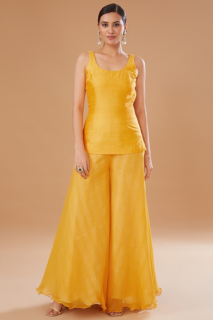 Yellow Organza Shibori Embroidered Jacket Set by Yashodhara at Pernia's Pop Up Shop