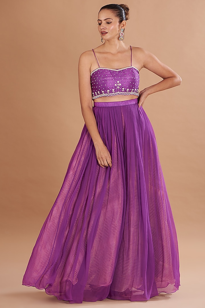 Purple Shibori Embroidered Cape Set by Yashodhara at Pernia's Pop Up Shop