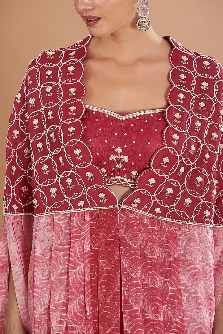 Pink Shibori Embroidered Cape Set by Yashodhara at Pernia's Pop Up Shop