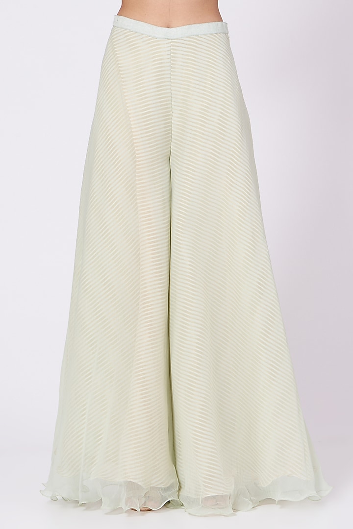 Green Raw Silk Kurta Set by Yashodhara at Pernia's Pop Up Shop