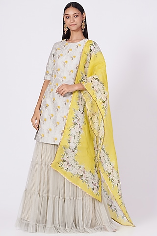 Grey Raw Silk Lehenga Set by Yashodhara