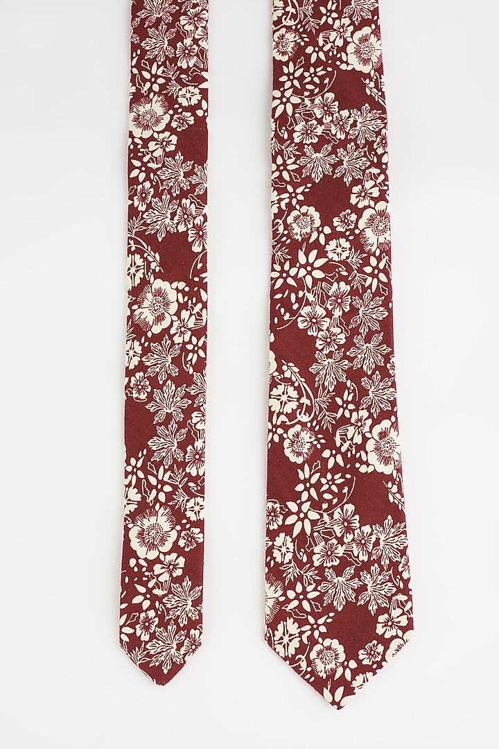 Maroon Cotton Slim Tie by Yashodhara Men at Pernia's Pop Up Shop