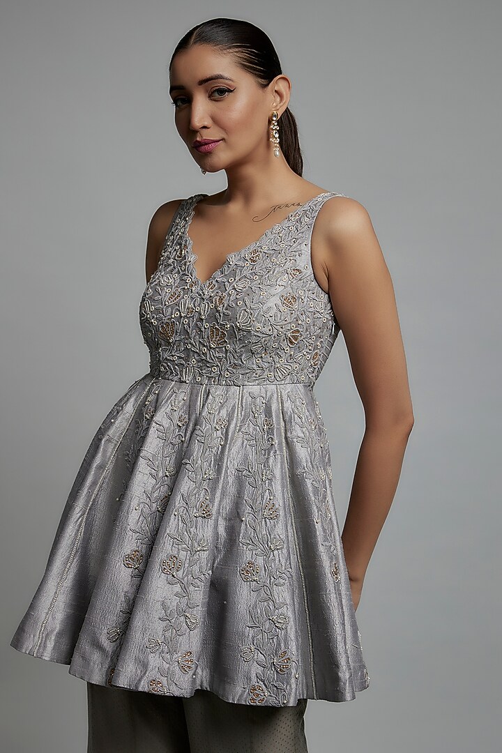 Grey Raw Silk Embroidered Kali Kurta Set by Yashodhara at Pernia's Pop Up Shop