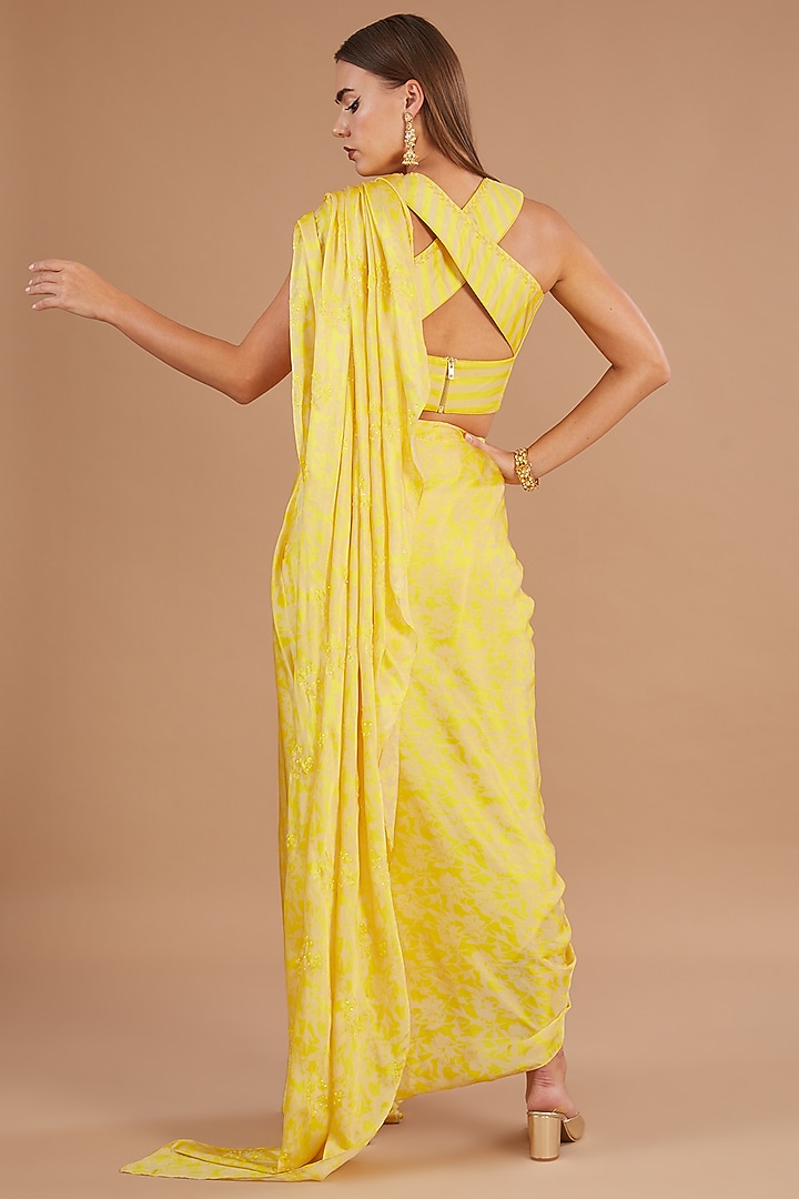 Yellow Chamoise Satin Printed Pre-Stitched Wedding Saree Set by Yashodhara at Pernia's Pop Up Shop