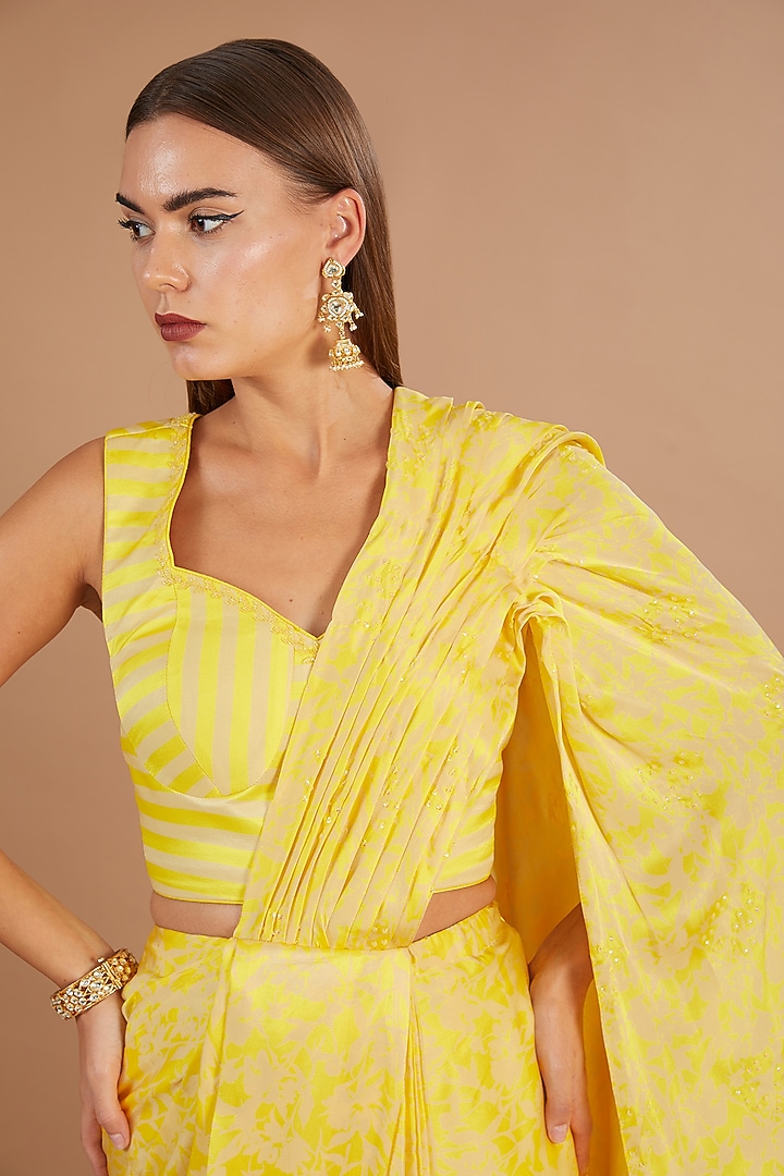 Yellow Chamoise Satin Printed Pre-Stitched Wedding Saree Set by Yashodhara at Pernia's Pop Up Shop