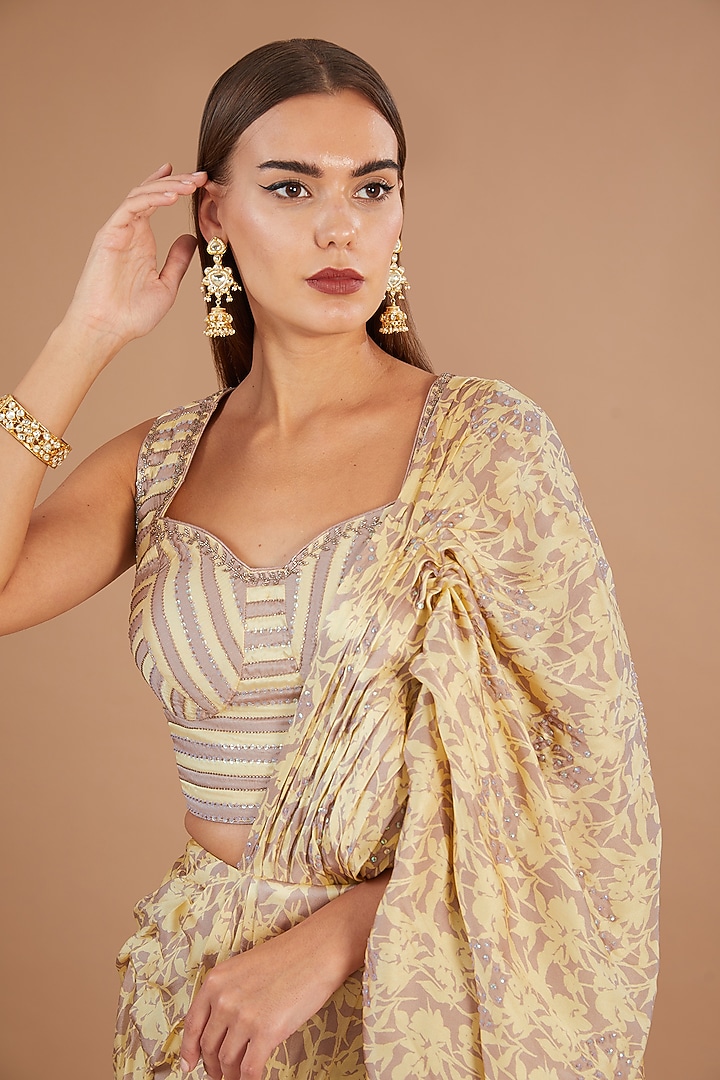 Dull Pink Chamoise Satin Printed Pre-Stitched Wedding Saree Set by Yashodhara at Pernia's Pop Up Shop