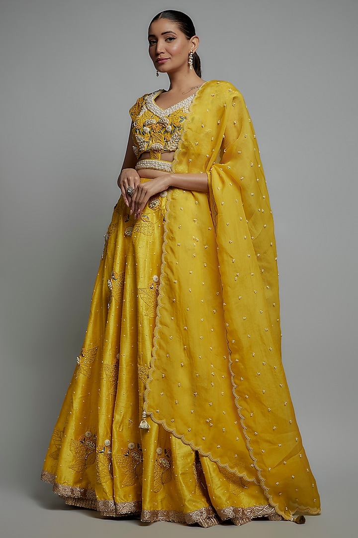 Yellow Raw Silk Embroidered Bridal Lehenga Set by Yashodhara at Pernia's Pop Up Shop