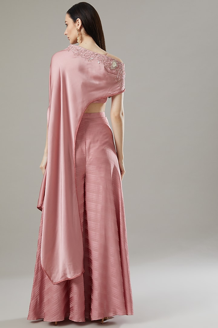 Antique Pink Chanderi Silk Off-Shoulder Cape Set by Yashodhara at Pernia's Pop Up Shop