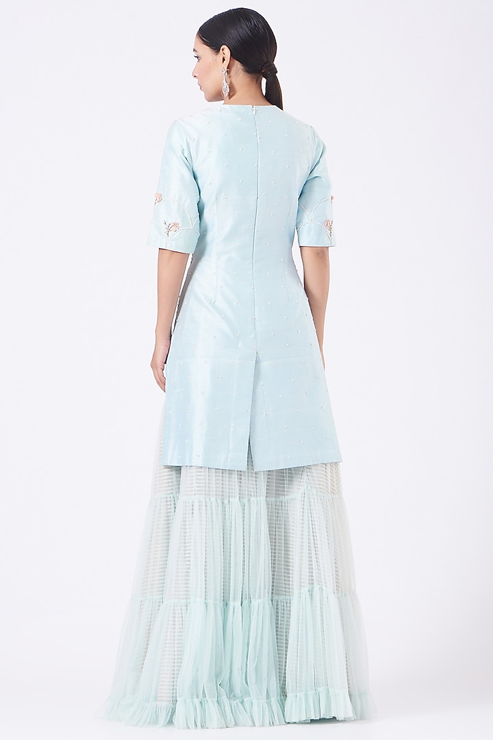 Powder Blue Raw Silk Kurta Set by Yashodhara at Pernia's Pop Up Shop