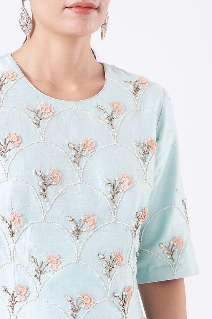 Powder Blue Raw Silk Kurta Set by Yashodhara at Pernia's Pop Up Shop