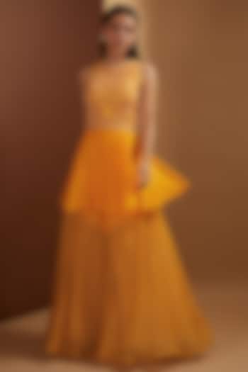 Orange Organza & Chiffon Kurta Set by Yashodhara at Pernia's Pop Up Shop