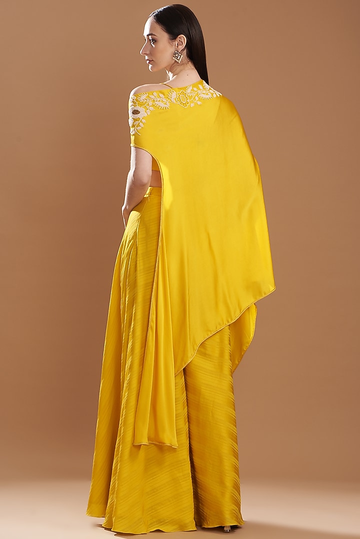 Yellow Silk Satin Embroidered Off-Shoulder Cape Set by Yashodhara at Pernia's Pop Up Shop