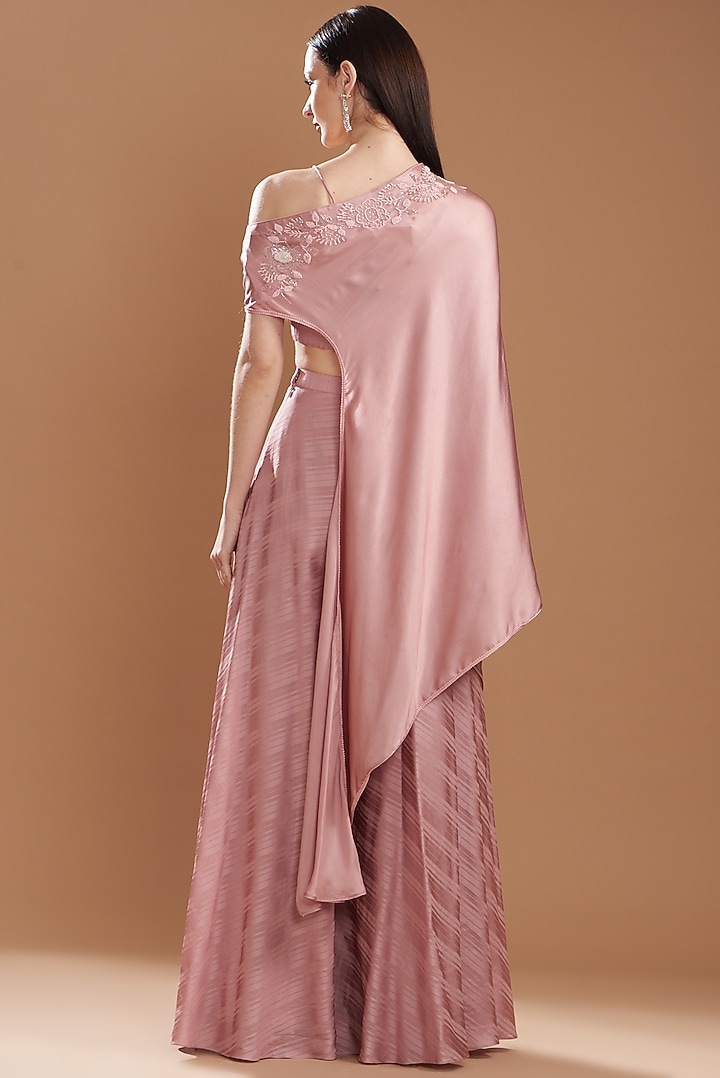 Antique Pink Silk Satin Embroidered Off-Shoulder Cape Set by Yashodhara at Pernia's Pop Up Shop