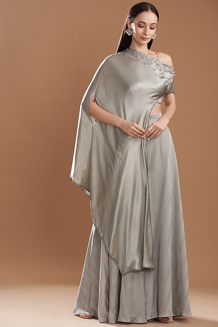 Grey Silk Satin Embroidered Off-Shoulder Cape Set by Yashodhara at Pernia's Pop Up Shop