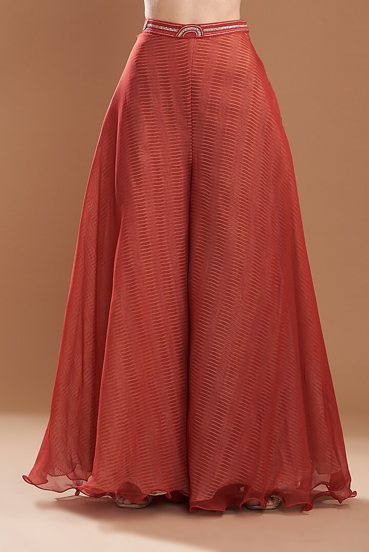 Red Raw Silk & Organza Shibori Printed Cape Set by Yashodhara at Pernia's Pop Up Shop